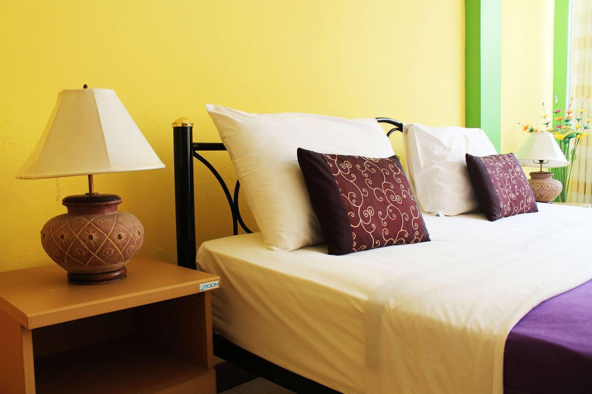 Welcome Marina Jomtien Beach Esterno foto