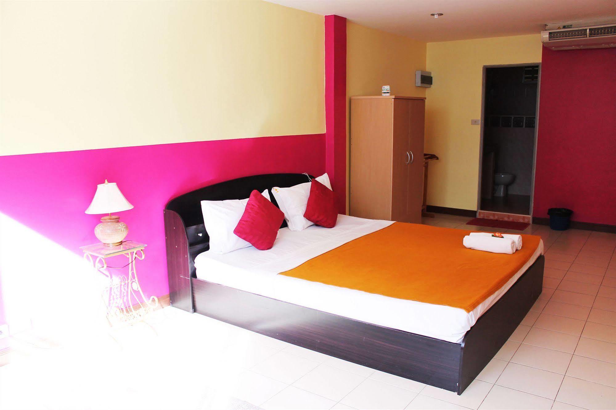 Welcome Marina Jomtien Beach Esterno foto